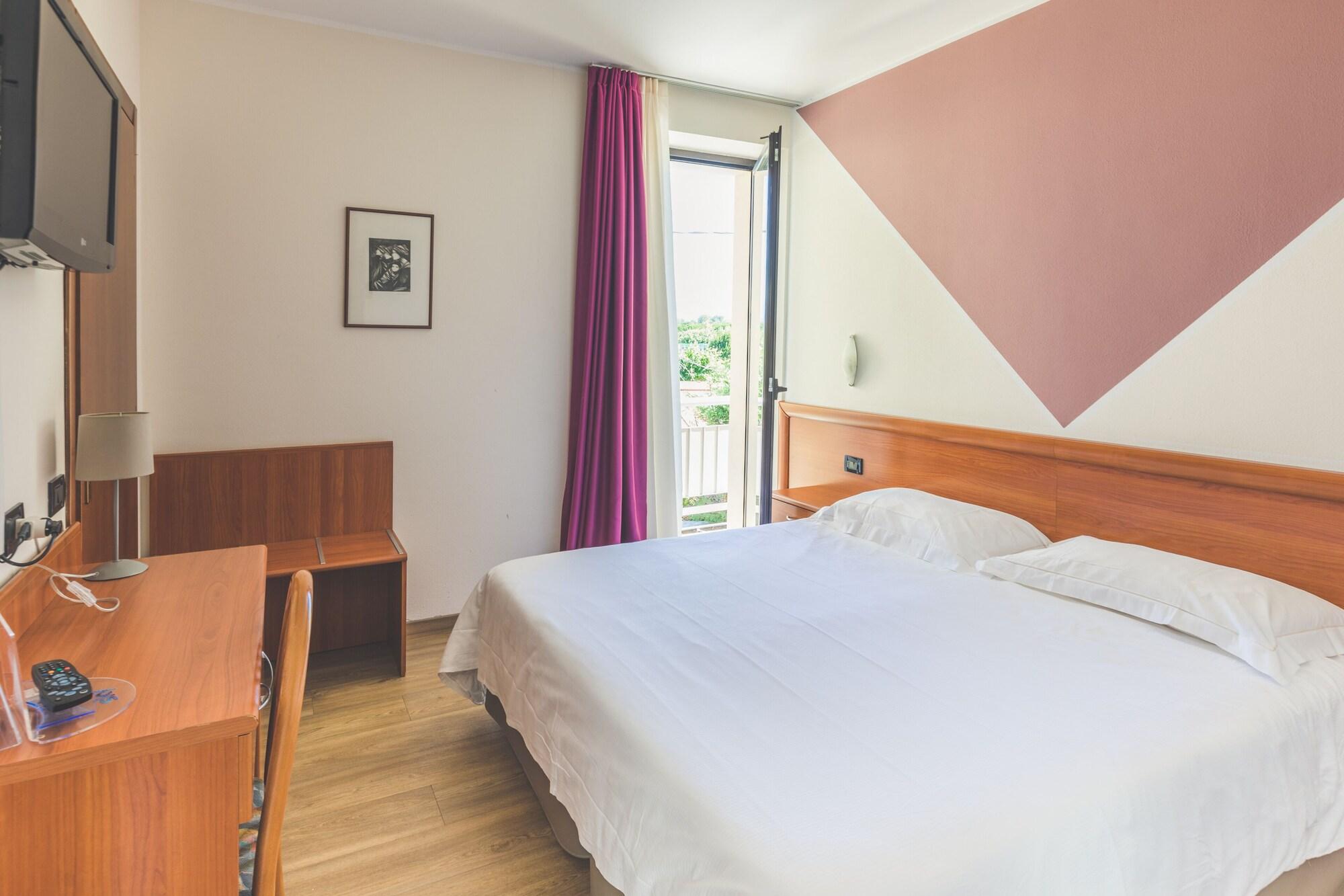 Hotel Ristorante Al Fiore Peschiera del Garda Kültér fotó
