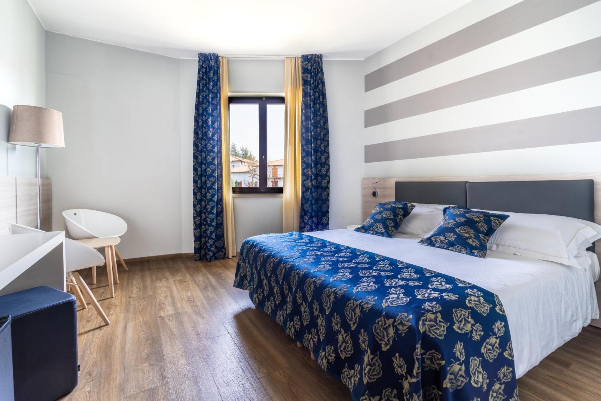 Hotel Ristorante Al Fiore Peschiera del Garda Kültér fotó