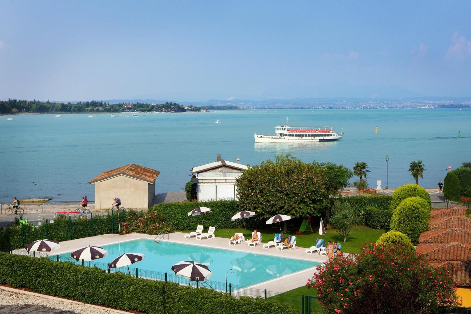 Hotel Ristorante Al Fiore Peschiera del Garda Kültér fotó