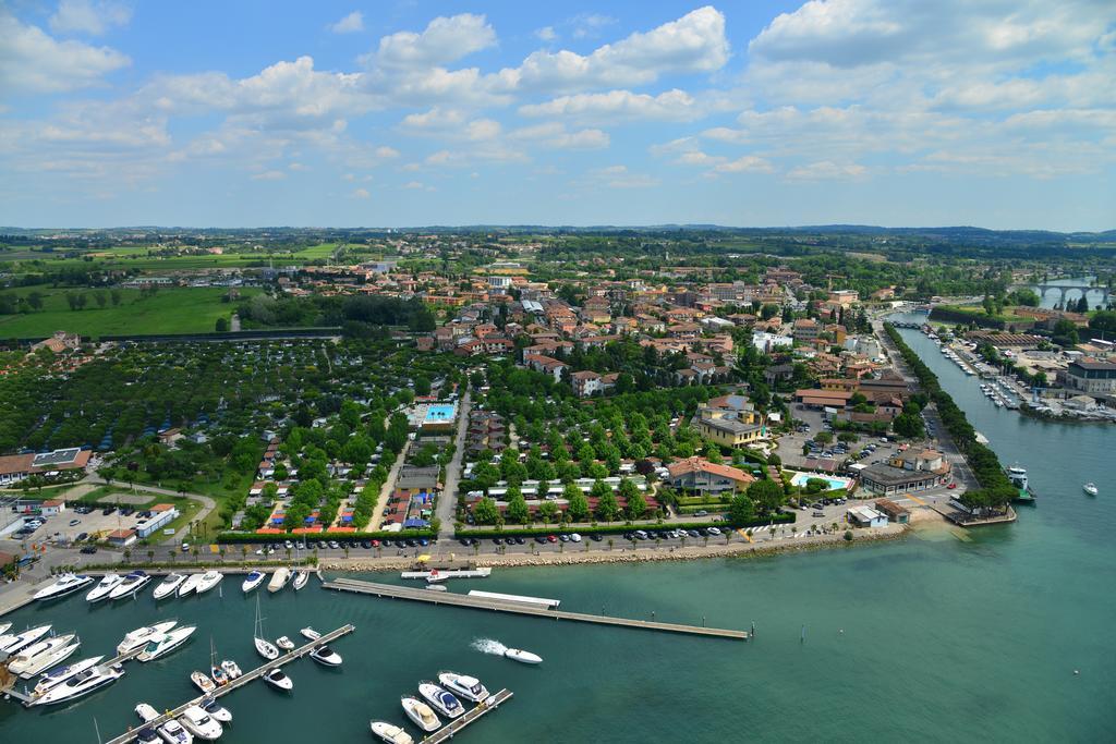 Hotel Ristorante Al Fiore Peschiera del Garda Kültér fotó