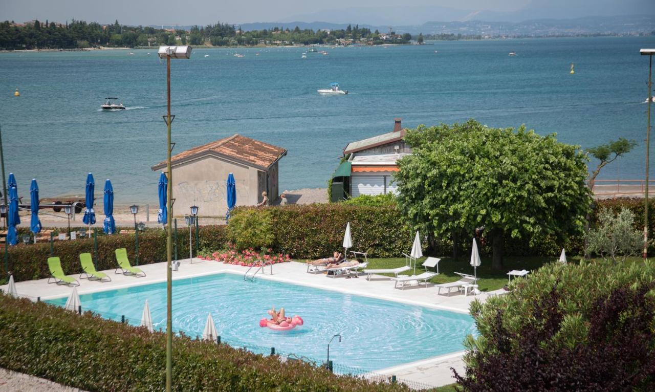 Hotel Ristorante Al Fiore Peschiera del Garda Kültér fotó