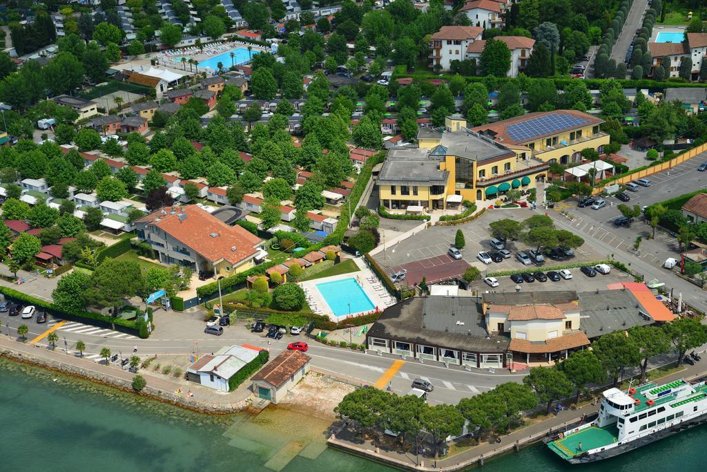 Hotel Ristorante Al Fiore Peschiera del Garda Kültér fotó